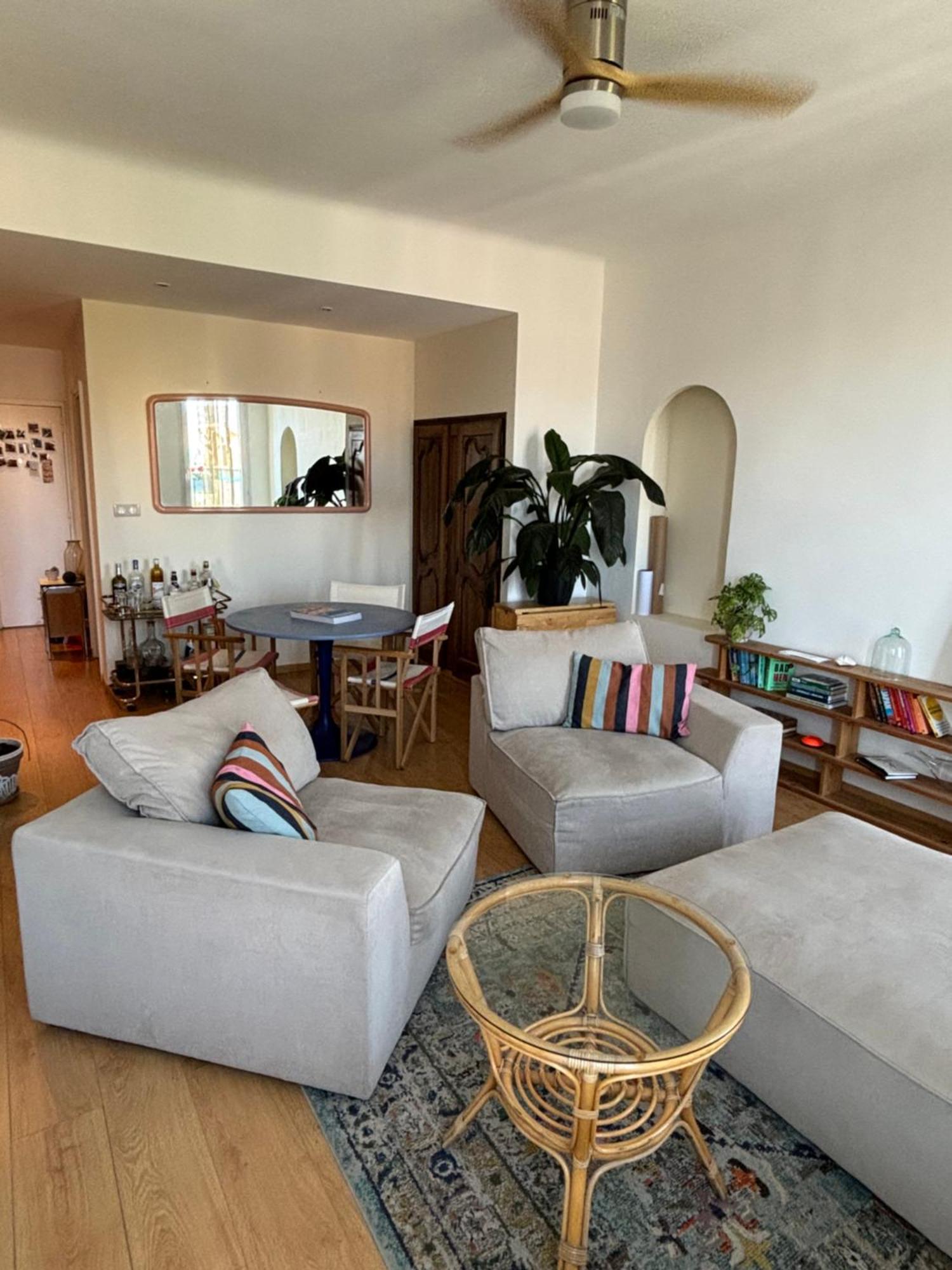 Homestay In In Palais Longchamp,